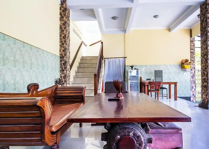 Hotel Oyo 3488 Puri Mas Kawan 2*